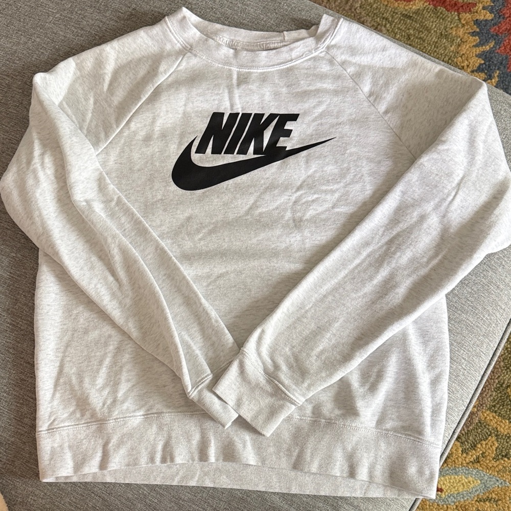 Nike Women’s  Light Gray Logo Sweatshirt